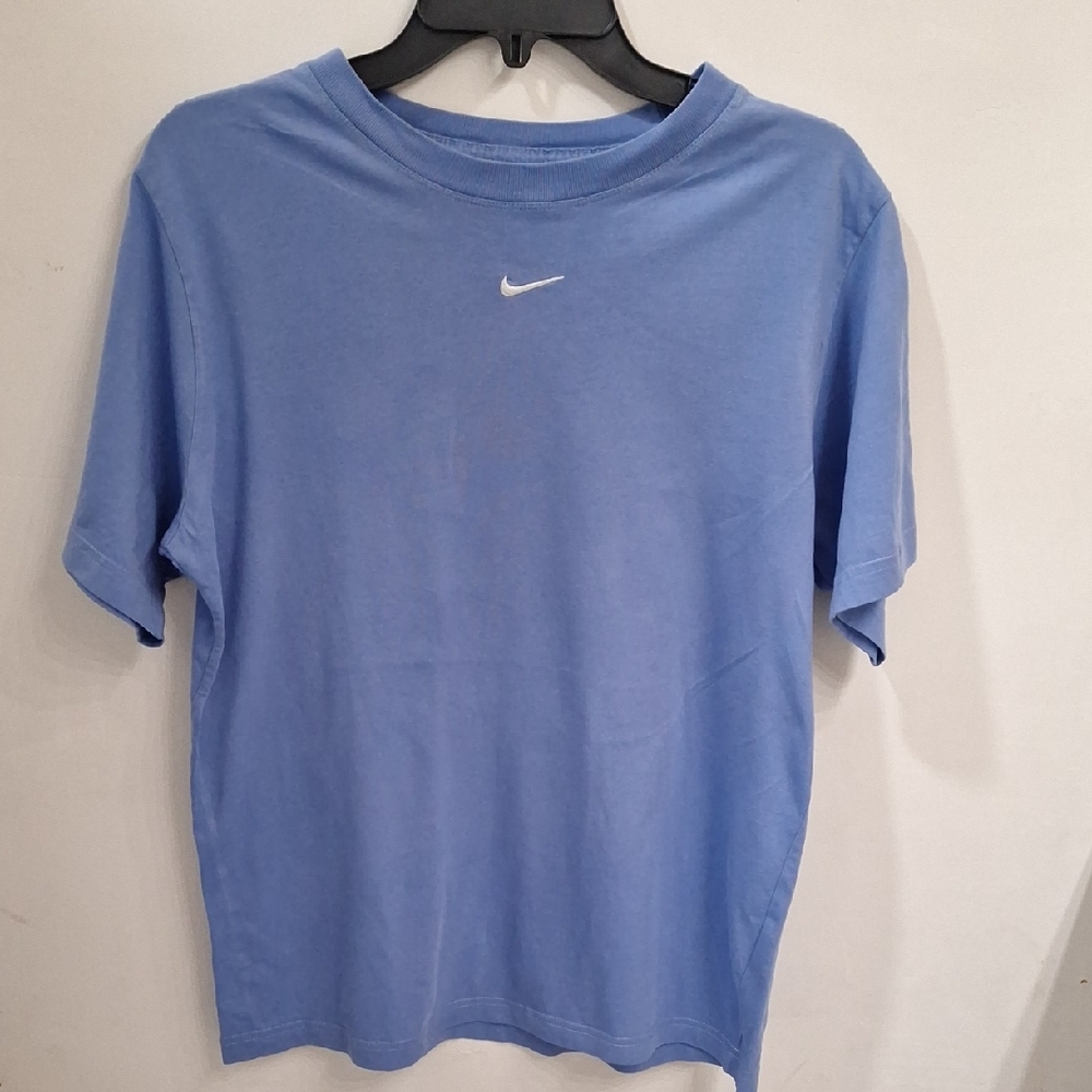 Nike Women's Sky Blue Short Sleeve Tee